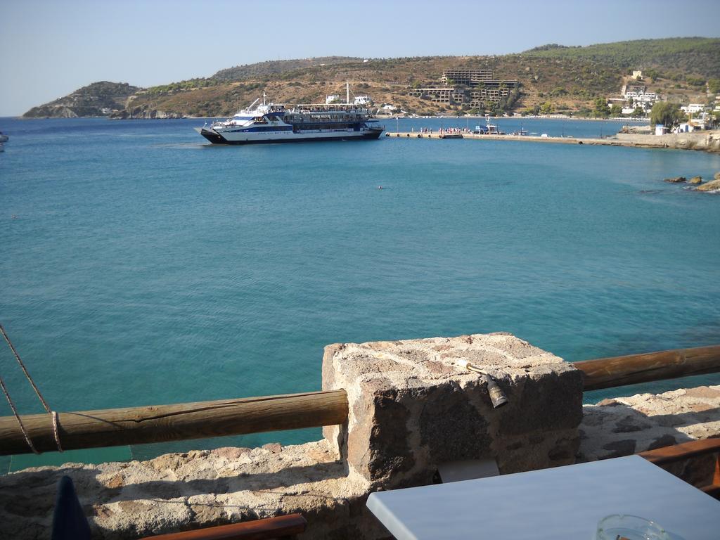 Argo Hotel Aegina Exterior foto