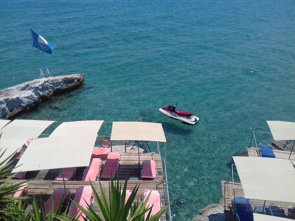 Argo Hotel Aegina Exterior foto